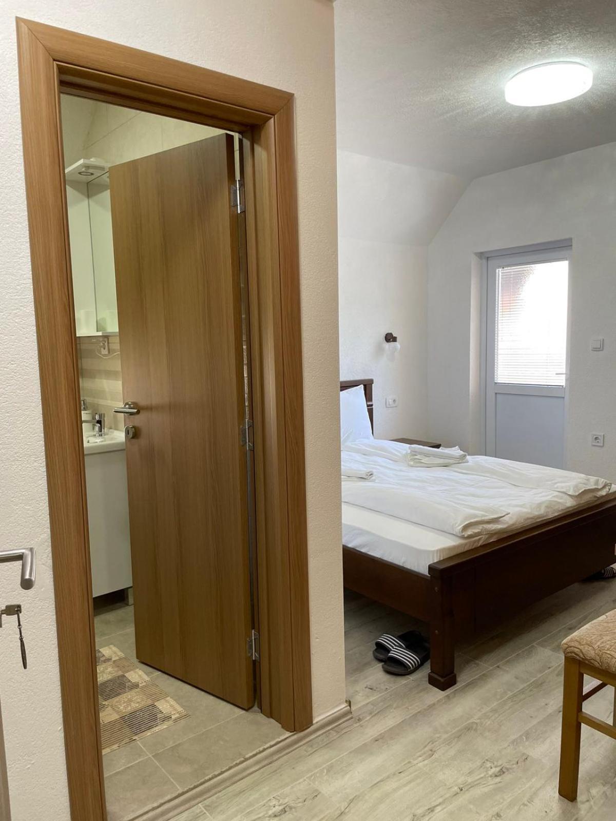 Apartman Srecko *